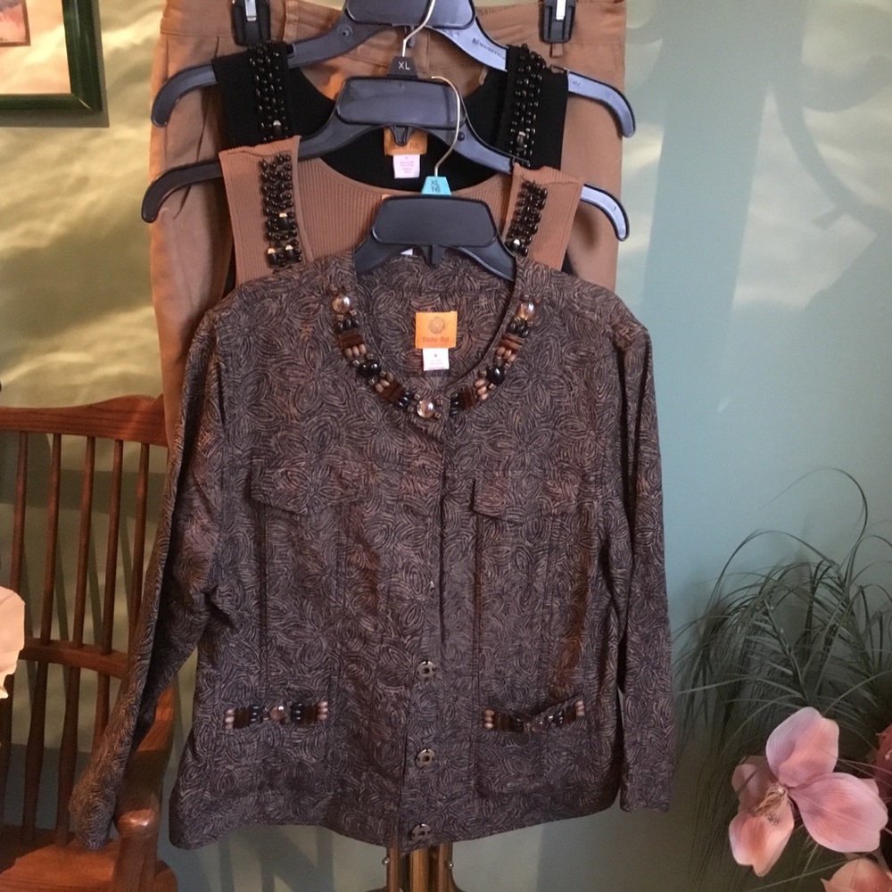 Ruby Rd. 4 Piece Jacket/Pants/Tops Outfit - EUC